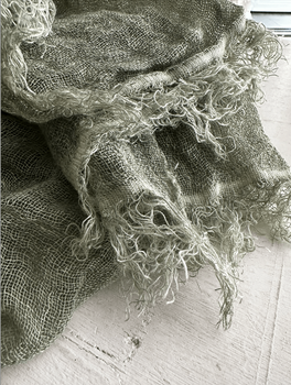 Babie lato - szal z lnianej pajęczynki - kolor oszroniona zieleń