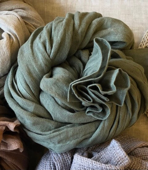 Duży szal z lnianej mgiełki - eukaliptus